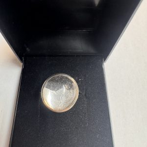 Kuormakka ring med bergskristall